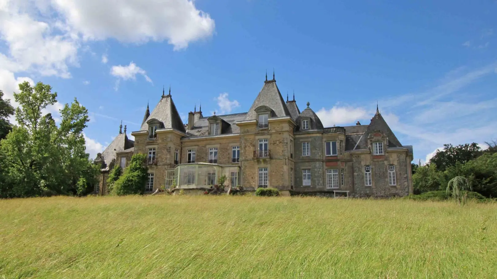 Le château de Ligoure au Vigen en Haute-Vienne (Limousin)_1