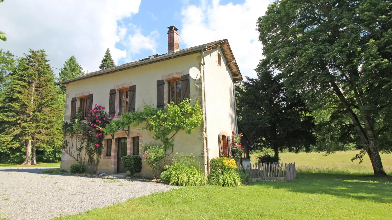 Le gîte de Pierre Brune au Domaine de Bort à Saint Priest Taurion en Haute-Vienne (Nouvelle Aquitaine_2