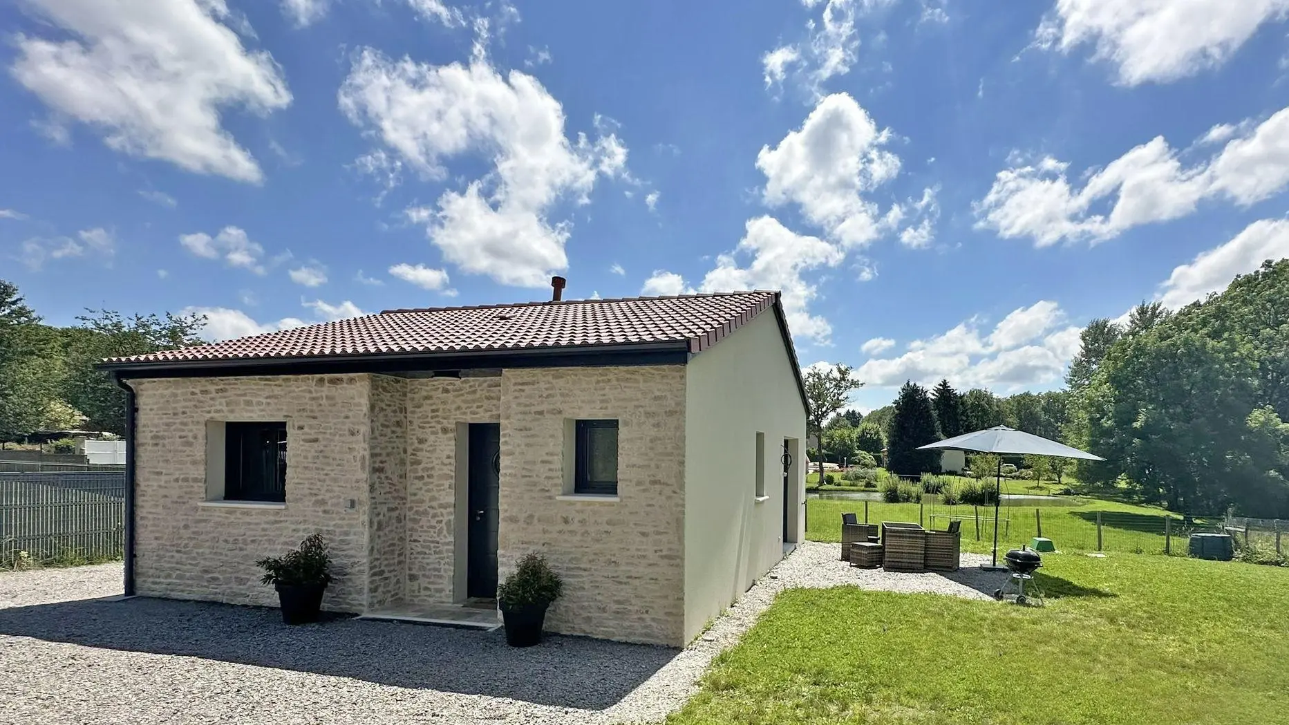 La Maison Neuve à Veyrac en Haute-Vienne (Nouvelle Aquitaine)_25