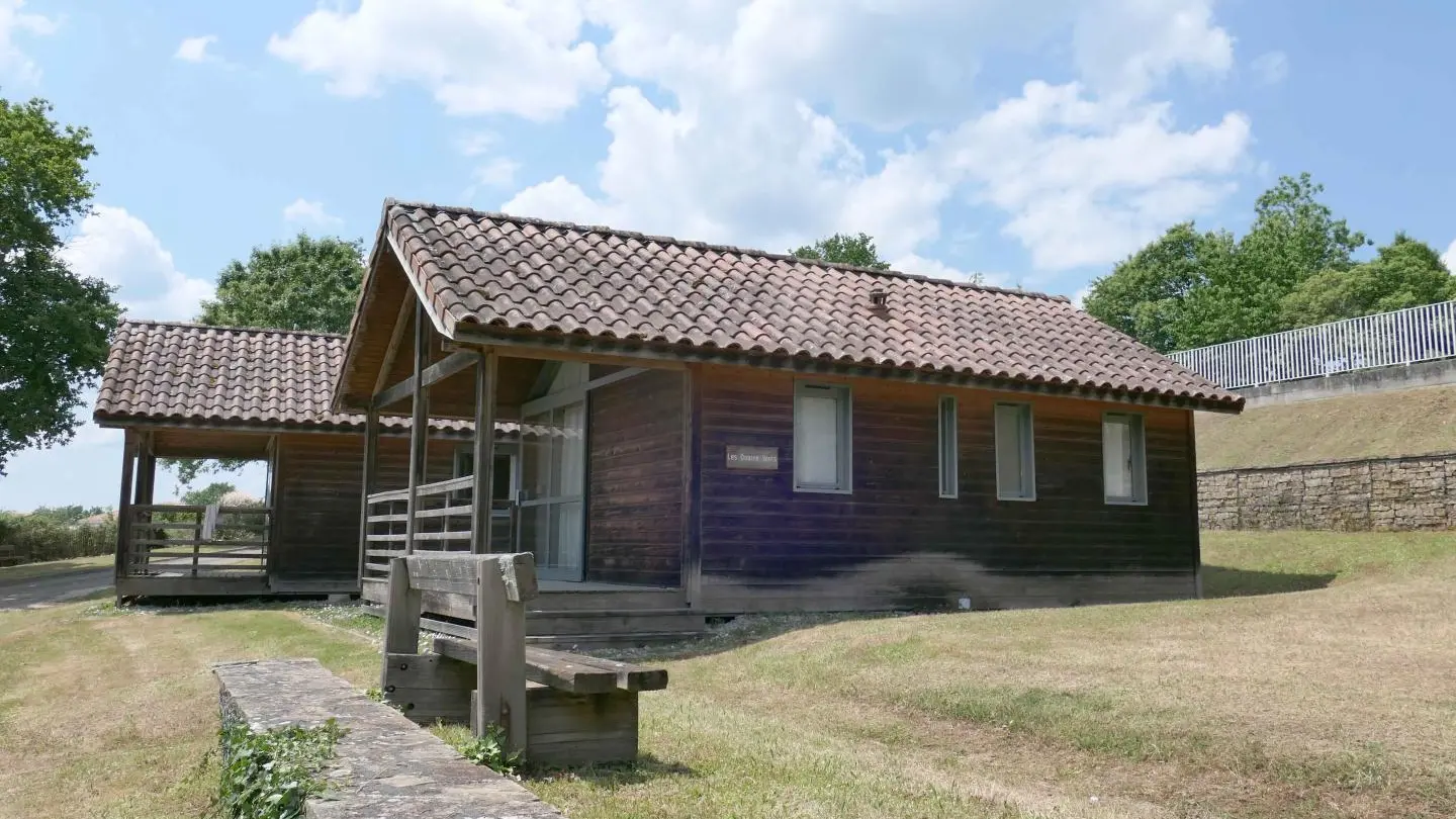 Hameau de gîtes du Vieux Poirier à Verneuil sur Vienne en Haute-Vienne (Nouvelle Aquitaine)_1