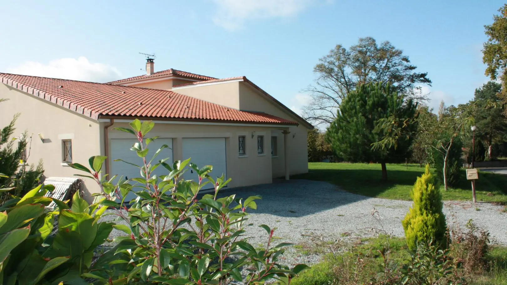 Gîte du pin parasol à Arnac la Poste en Haute-Vienne (Nouvelle Aquitaine)
Façade Nord-Est_34