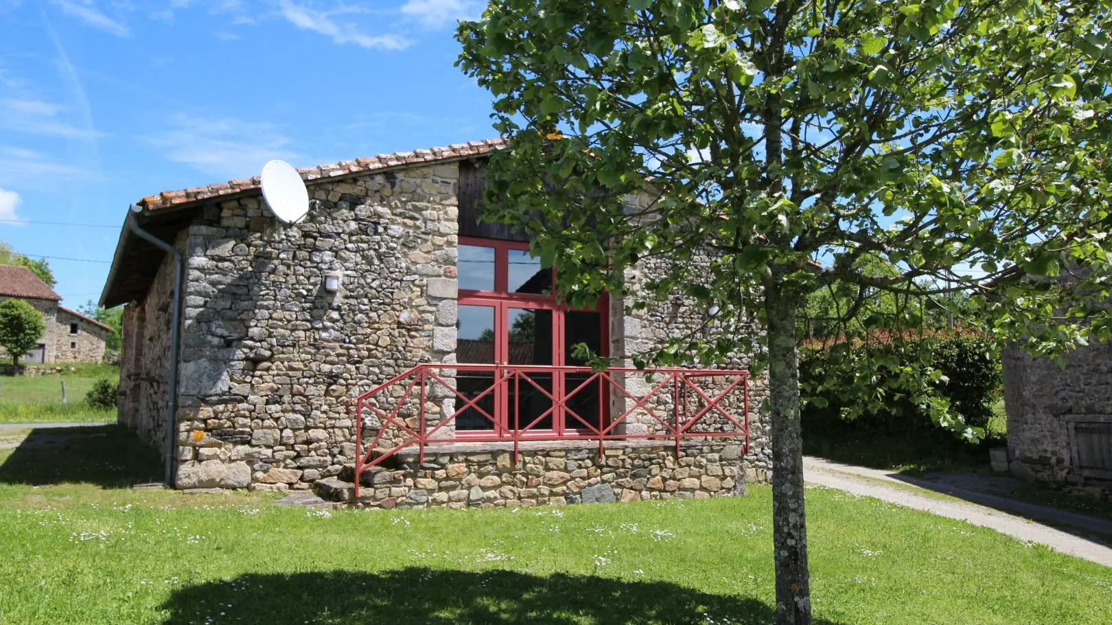 Salle commune des gîtes de Virat à Berneuil en Haute-Vienne (Nouvelle Aquitaine)_23