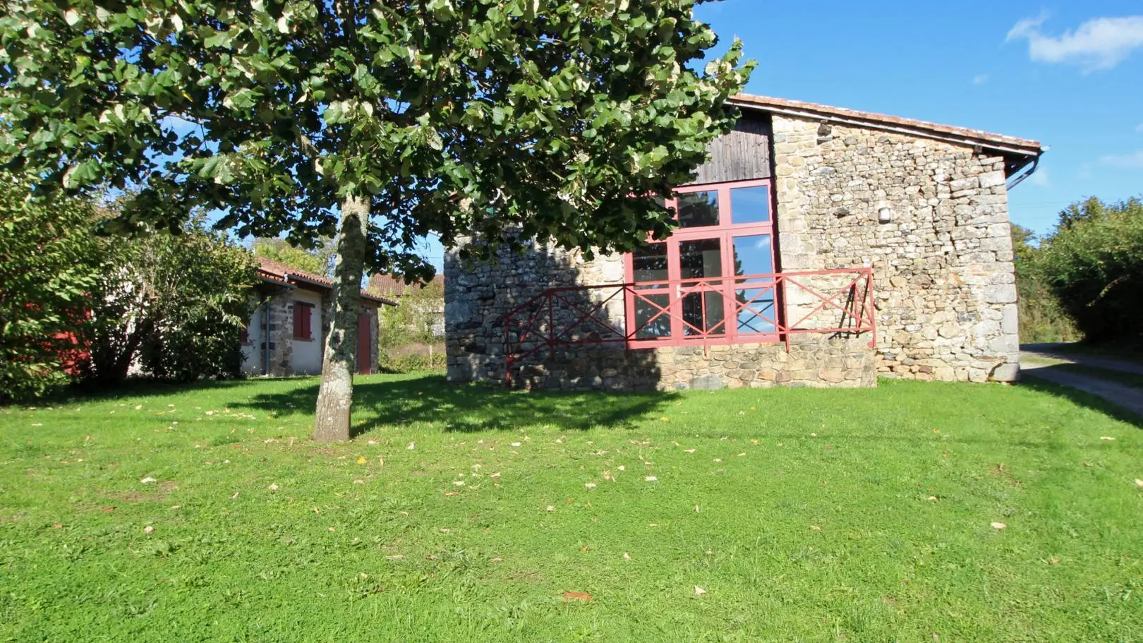 Maison des Roses à Virat, commune de Berneuil en Haute-Vienne, salle commune hameau de Virat_13