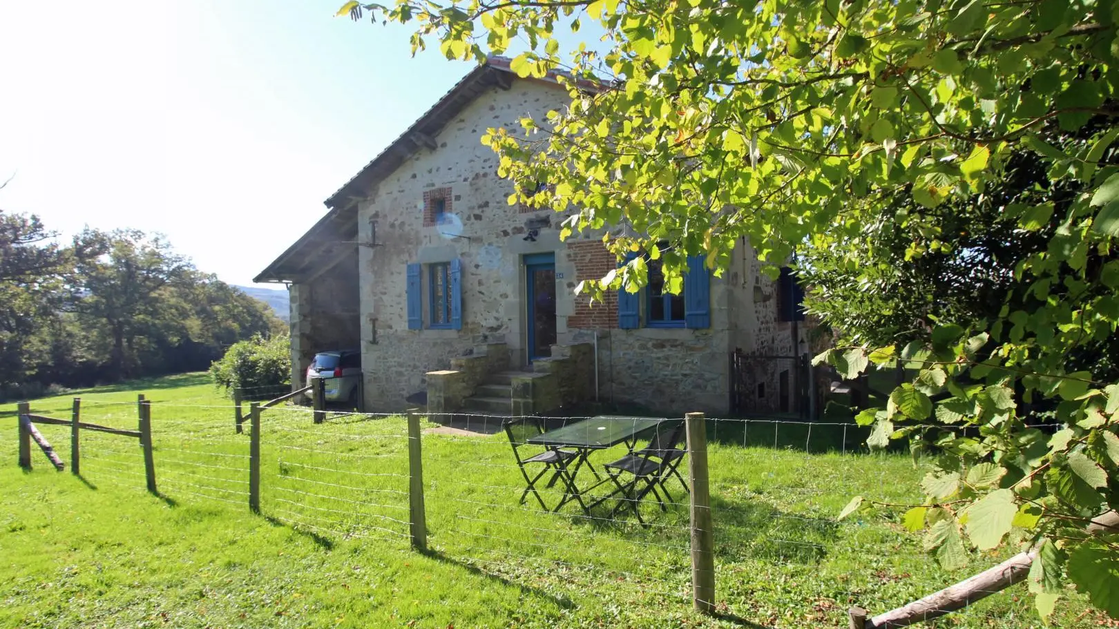 Maison des Roses à Virat, commune de Berneuil en Haute-Vienne_2