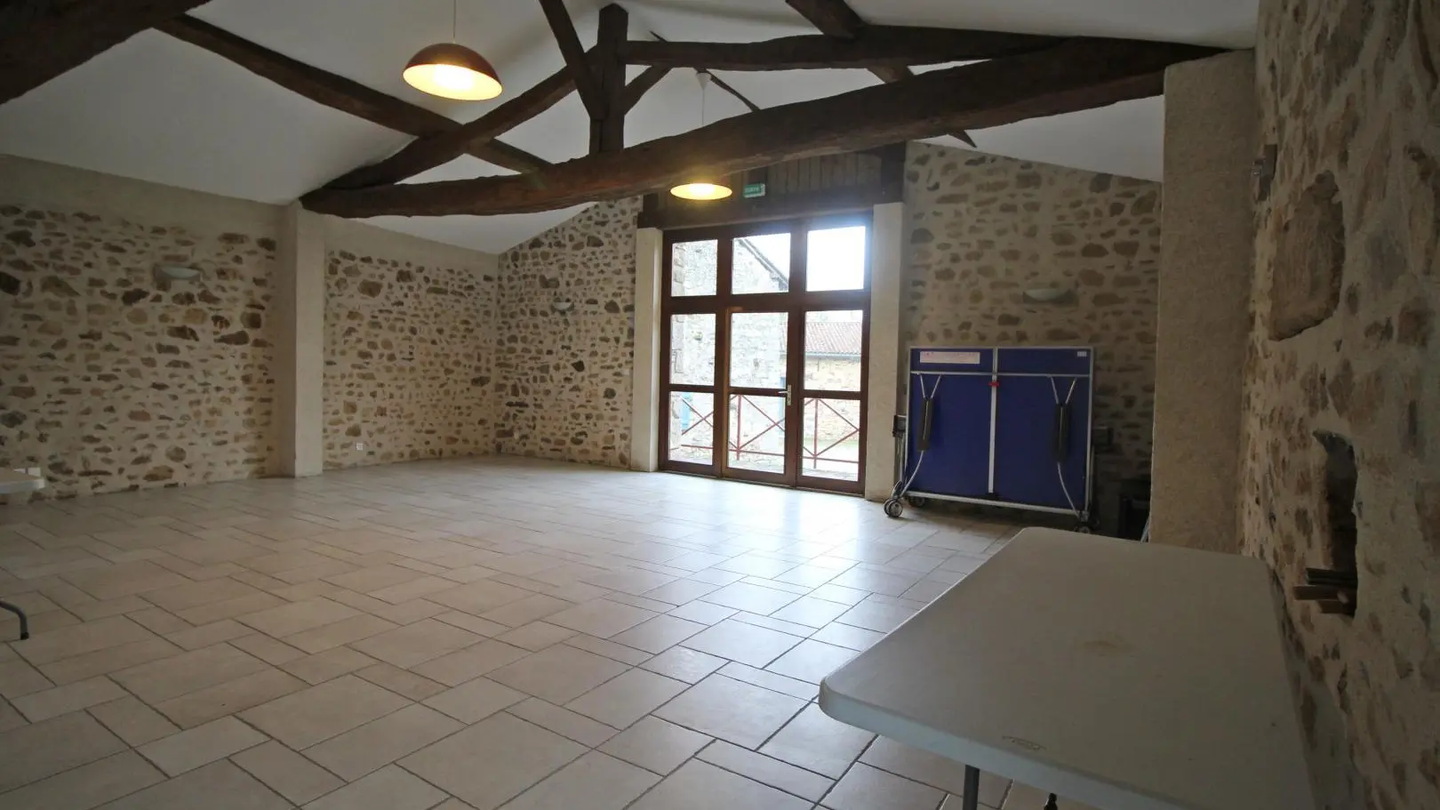 Maison des Roses à Virat, commune de Berneuil en Haute-Vienne, salle commune hameau de Virat_14