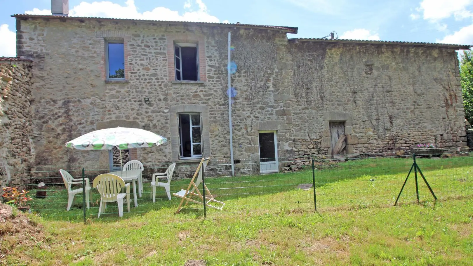 Gite La Ressourcerie à Puypérier - Saint Pardoux Le Lac en Haute-Vienne_1