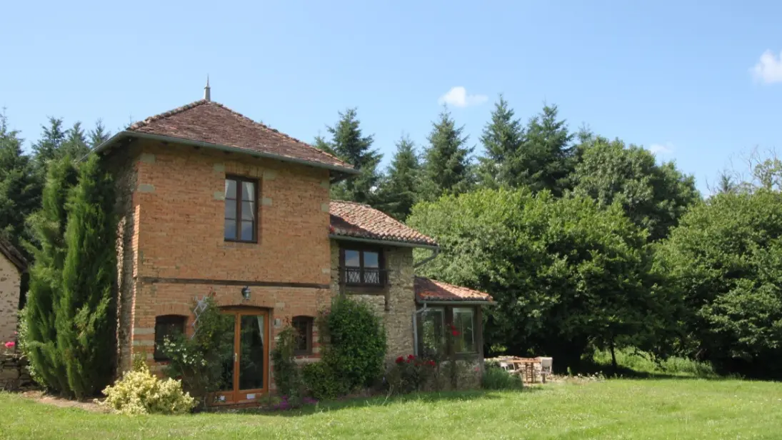 gîte-le-colibri-domaine-des-ourgeaux-pageas