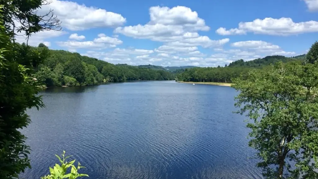 Lac de Ste Hélène, à Bujaleuf_1