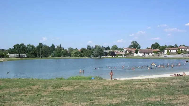 Plan d'eau de Cognac la Forêt_1