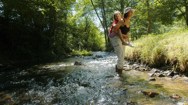 circuit 'en longeant la briance' à Saint-Genest-sur-Roselle_1