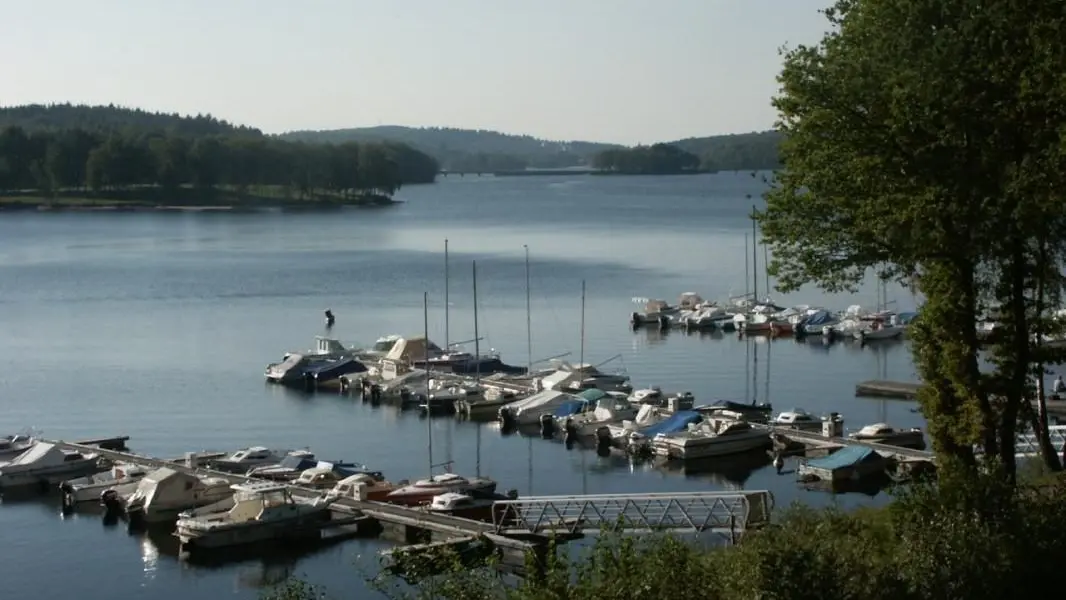 Hameau de Gîtes de Beaumont du Lac_3