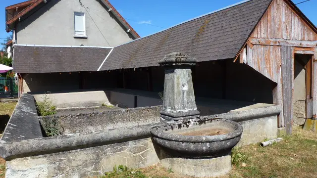 Sentier entre architecture et nature_4