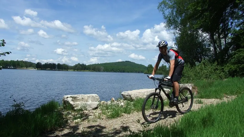 Sentier de rives du Lac de Vassivière_2