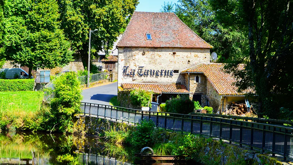 restaurant-la-taverne-de-montbrun_1