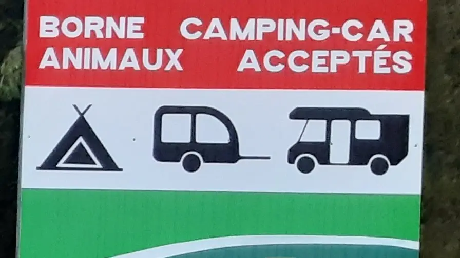 Aire d'accueil camping-car Nantiat_2