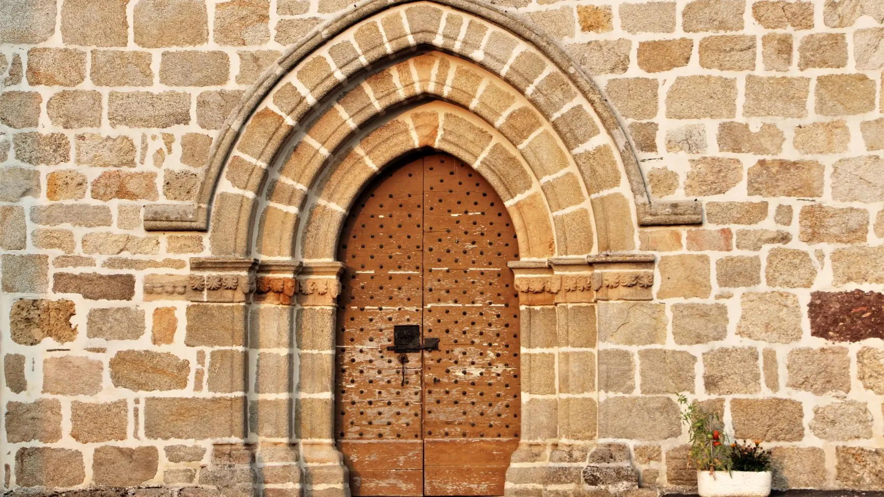 Eglise Saint-Sauveur à  Chéronnac_2