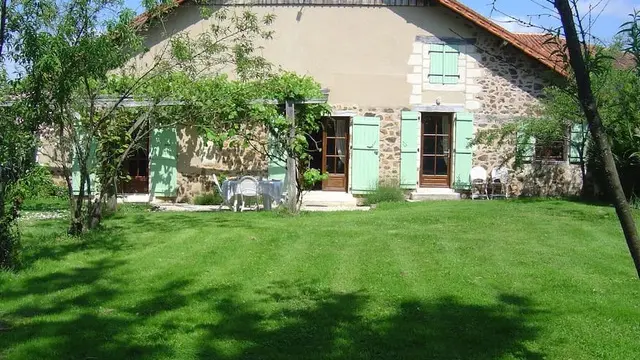 Gîte les 3 chênes à  Videix_1