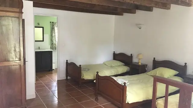 Gîte les 3 chênes à  Videix_4