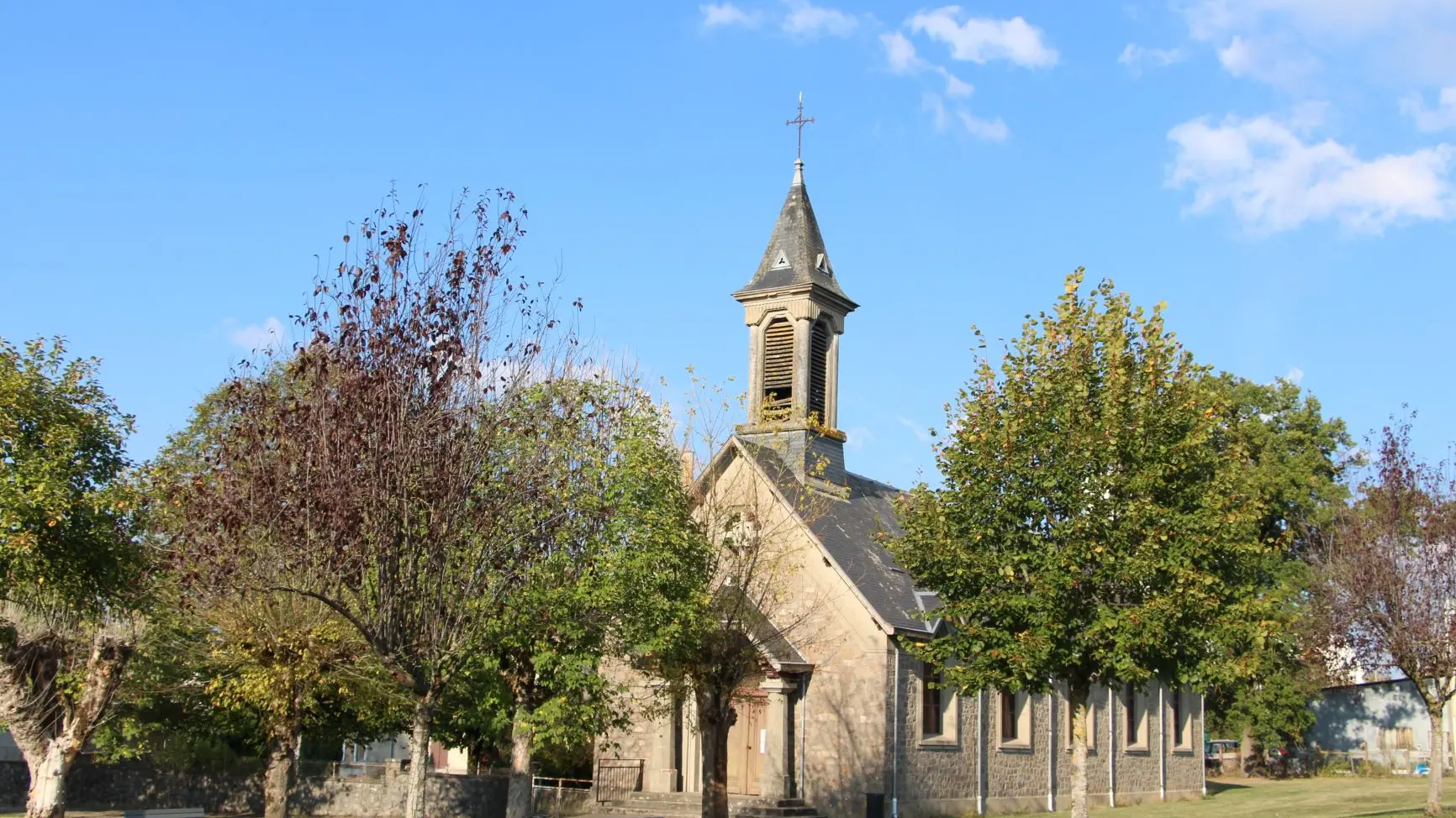 Eglise à  Saillat-sur-Vienne_1