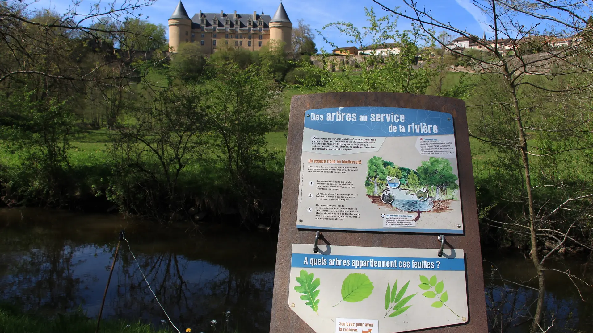 Sentier de l'astroblème de Rochechouart_1