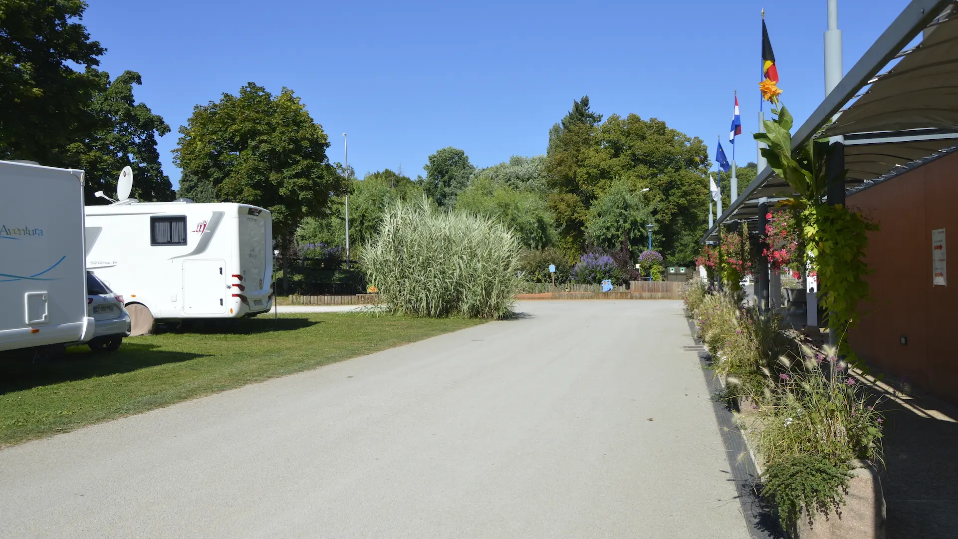 Aire d'accueil camping-car Les Grèves_2