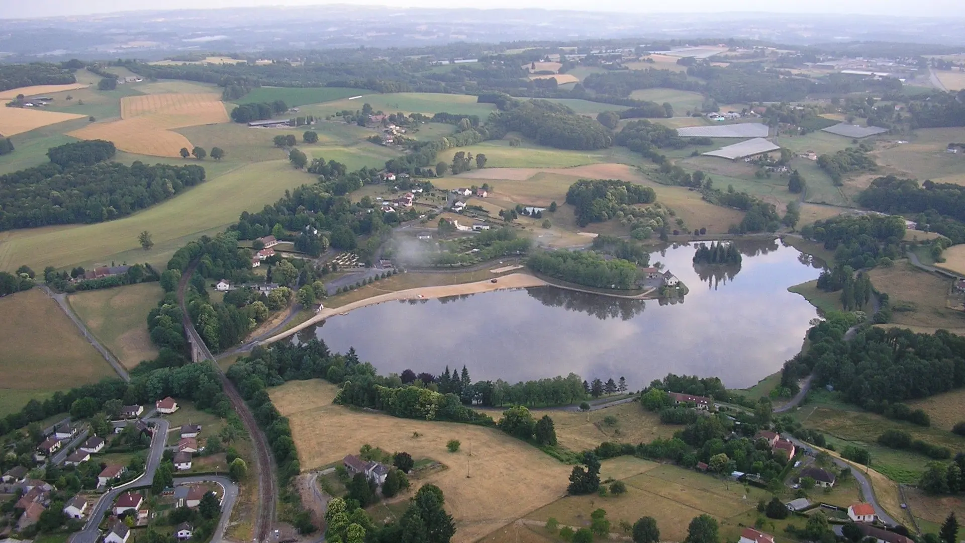 Pêche en 1ère catégorie plan d'eau de Saint-Yrieix_2