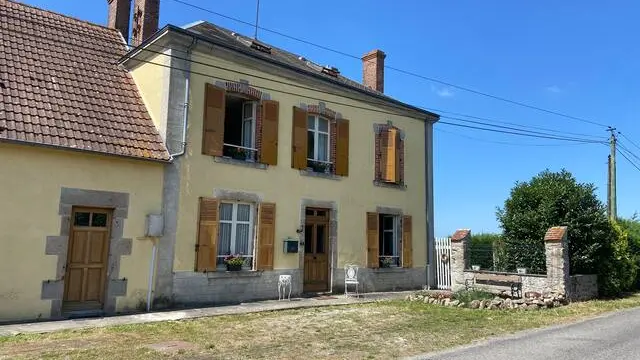 Meublé de tourisme La maison jaune_1