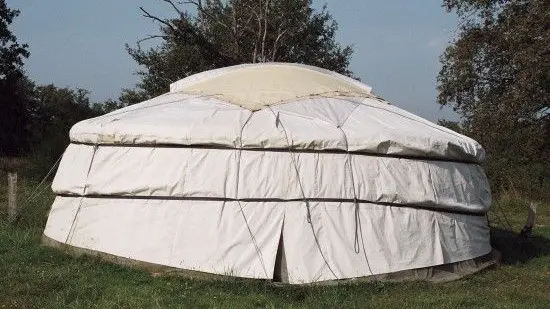 Yourtes à la ferme de Gauchoux_1