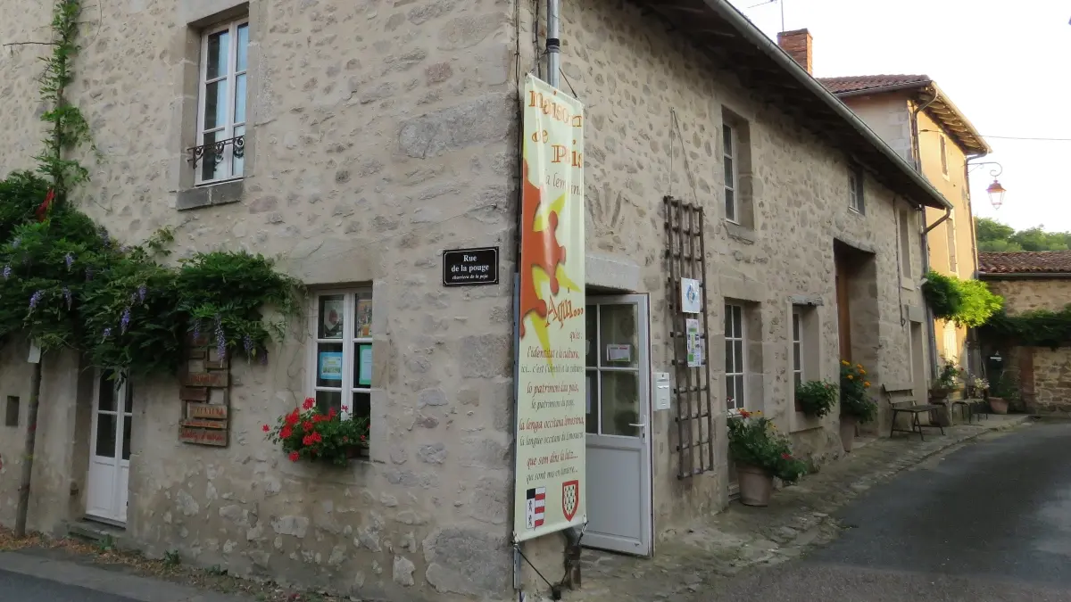 Maison de Pays St Auvent