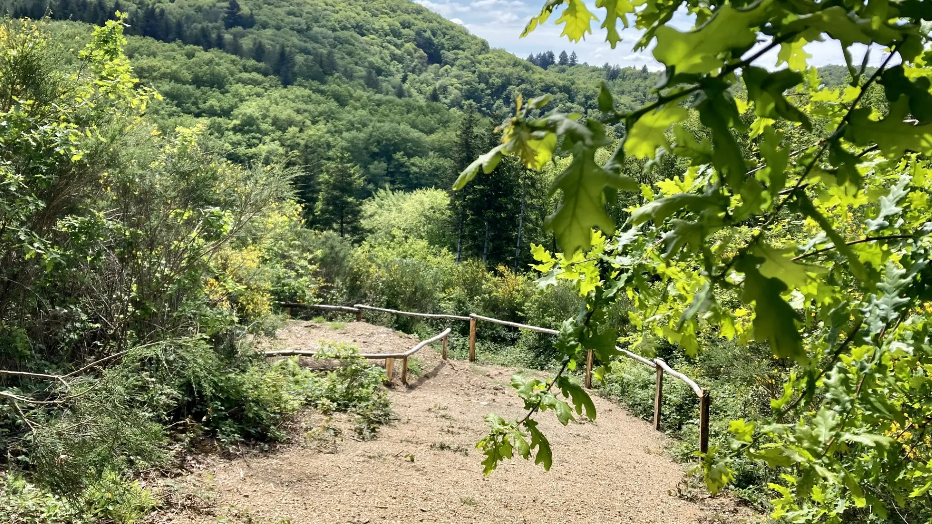 Planque du maquis à St Julien le Petit