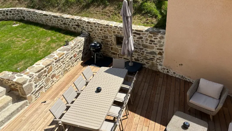 terrasse clos des hirondelles limousin