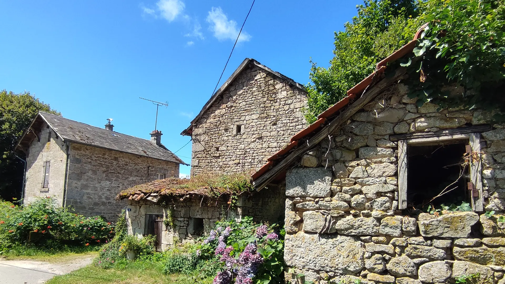 Auriat - Les Payauds - Circuits VTT 5 et 6 - Pays Monts et Barrages - Aurélien Clavreul