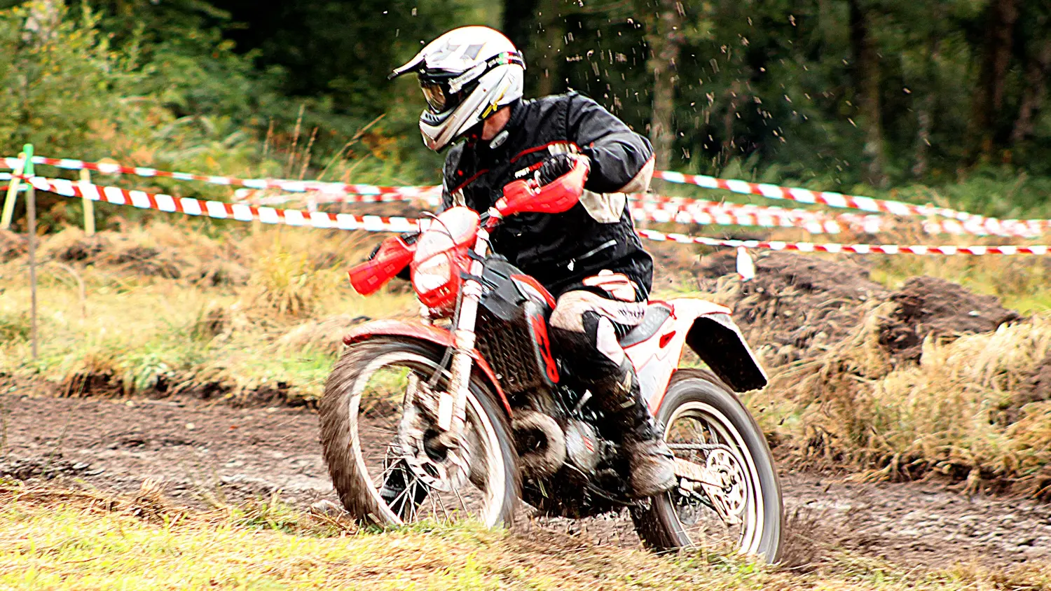 Circuit moto-cross Les landes de Malval