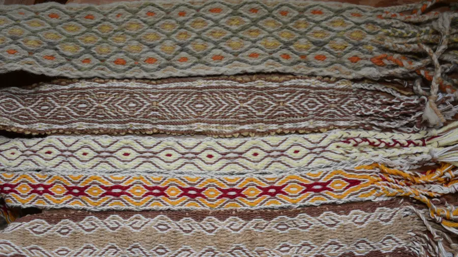 Tissage aux cartes