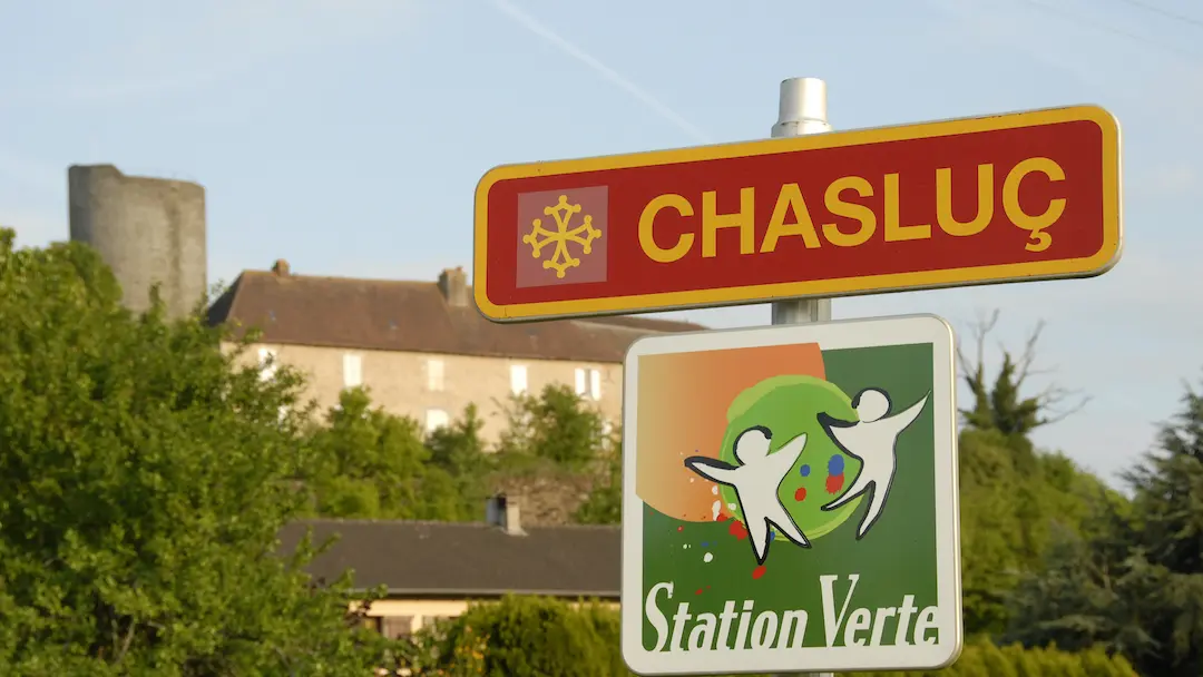 Panneau Chasluç et chateau