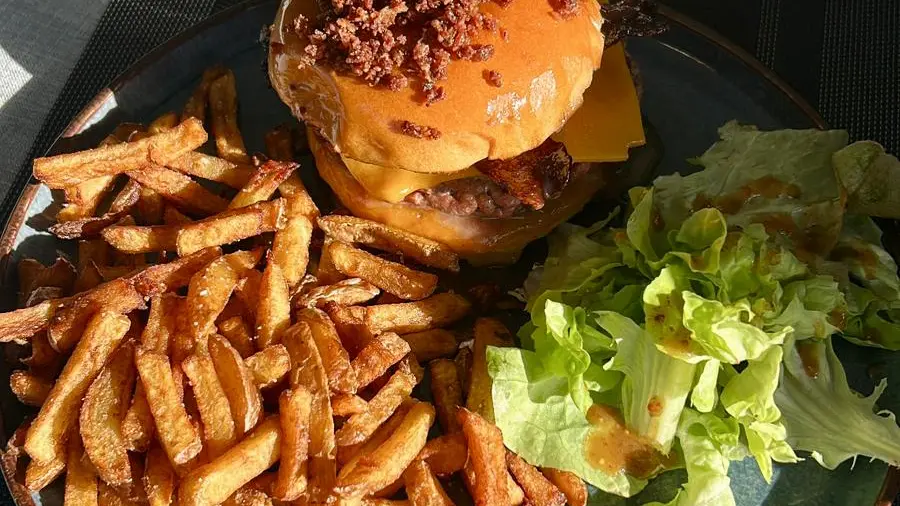 Restaurant Winch Grill_3