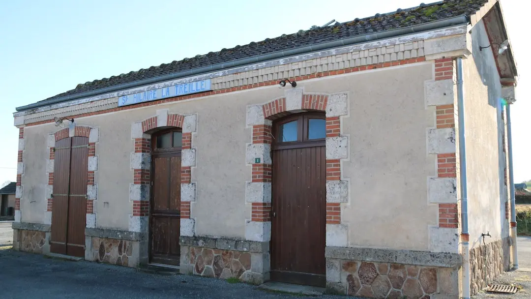 chemin des collines, ancienne gare