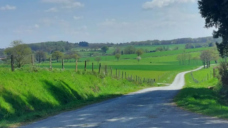 chemin des collines, campagne limousine