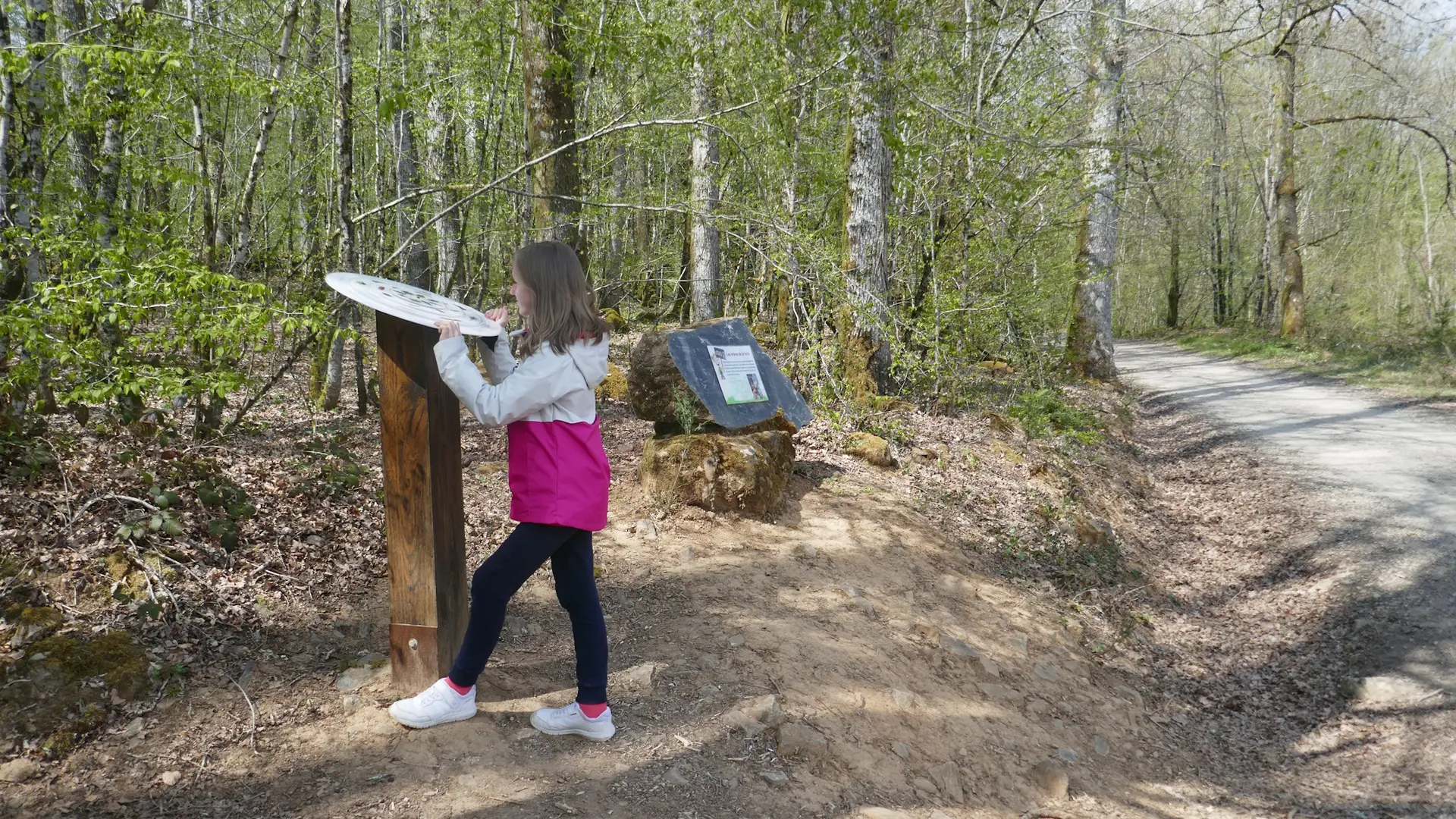 Géocaching Aux Pierres de la Lune et le sentier d'interprétation