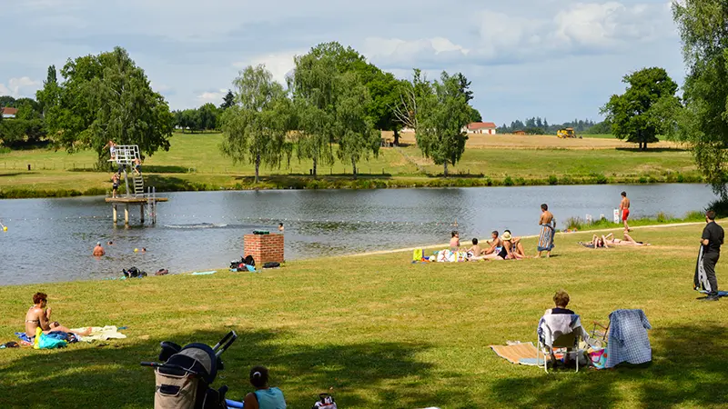 lac-plaisance-saint-hilaire-les-places