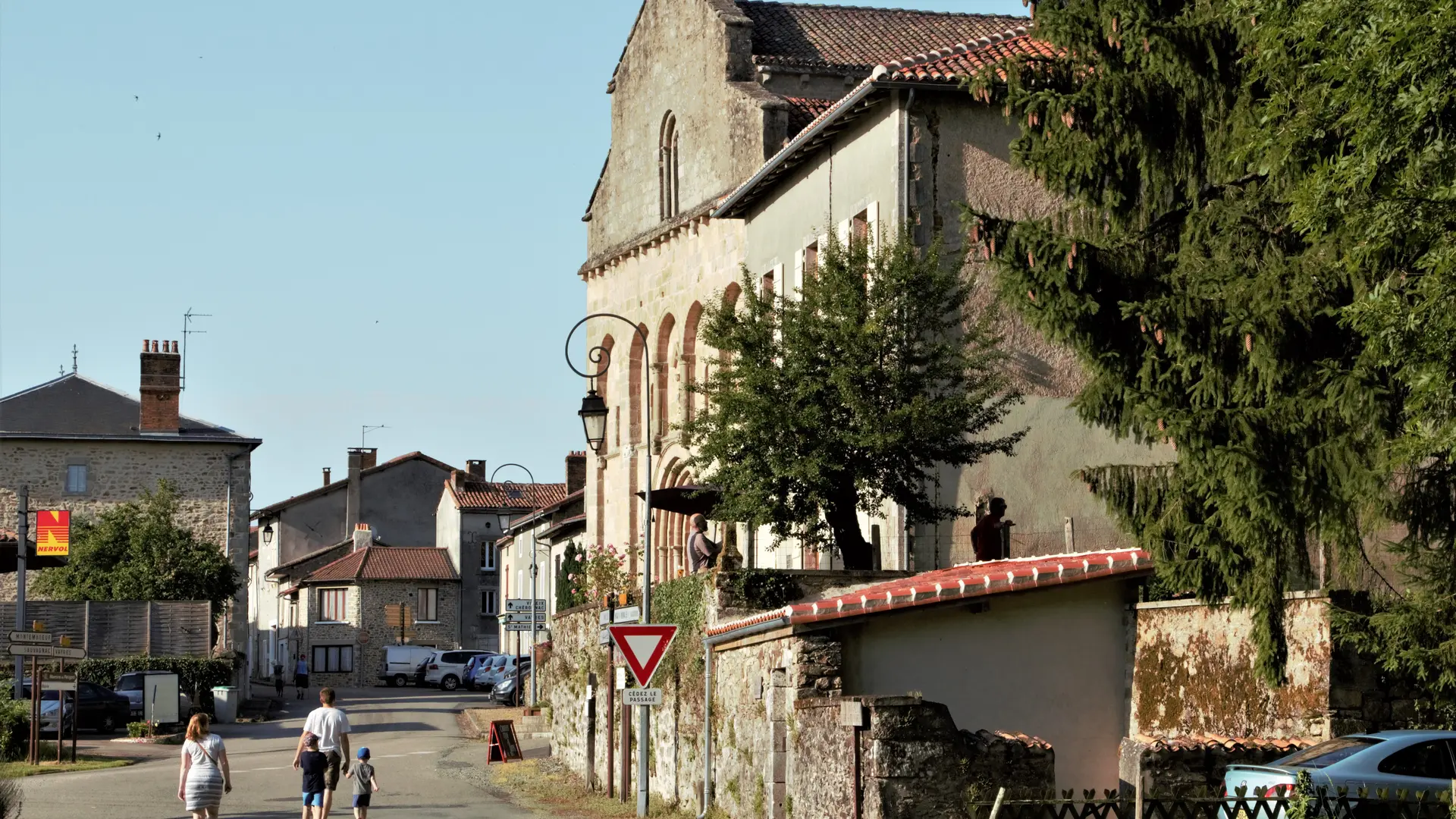 les-salles-lavauguyon_2019_otpol-eglise-saint-eutrope