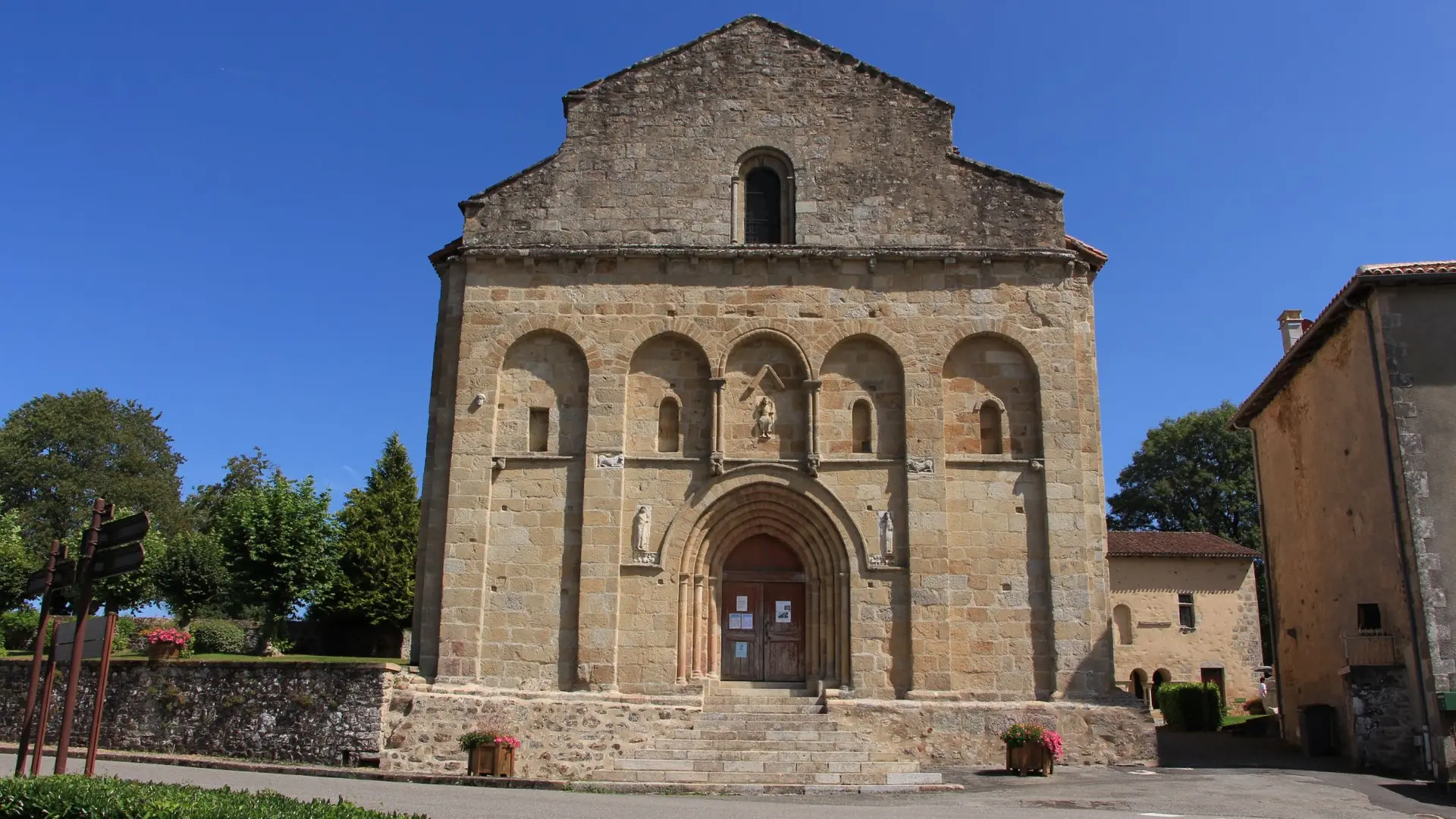 les-salles-lavauguyon_2019_otpol-eglise-saint-eutrope