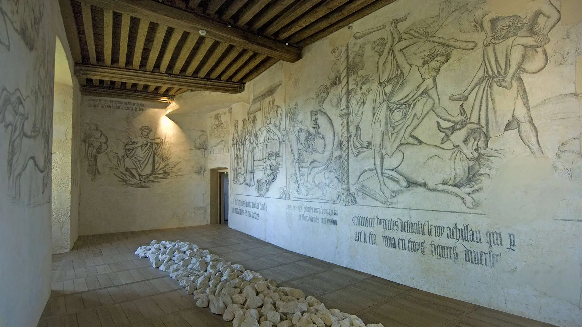 musee-rochechouart-salle-des-fresques-CRT-Limousin-0674