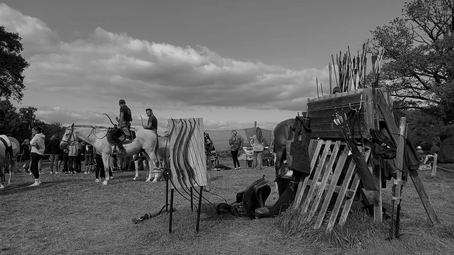 STAND COMPETITION tac