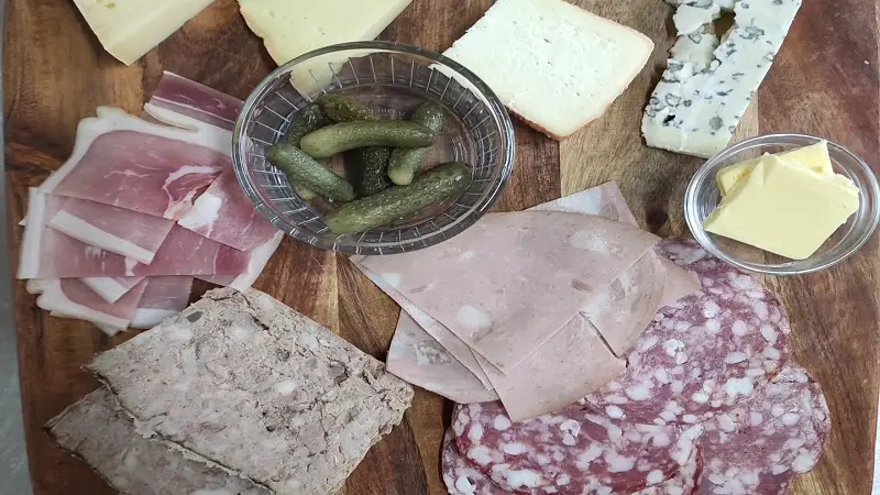 planche charcuterie fromage le Hangar 87