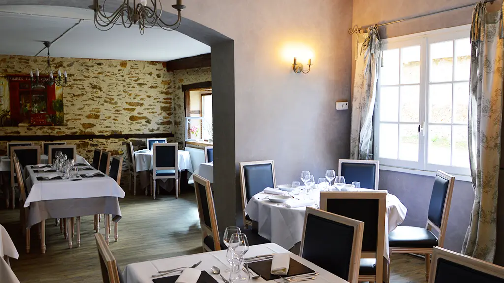 salle-restaurant-linstant-gourmand_1