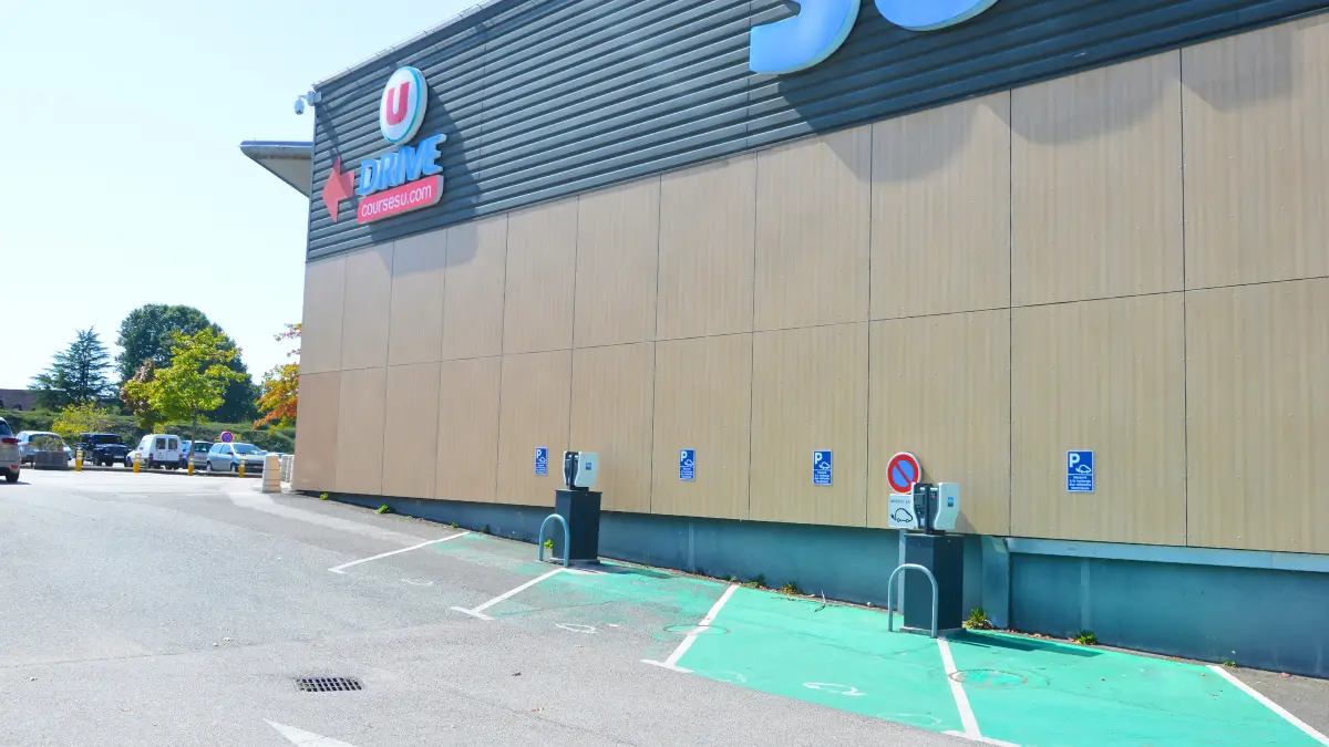 Borne de recharge pour véhicules électriques - Freshmile - Nexon