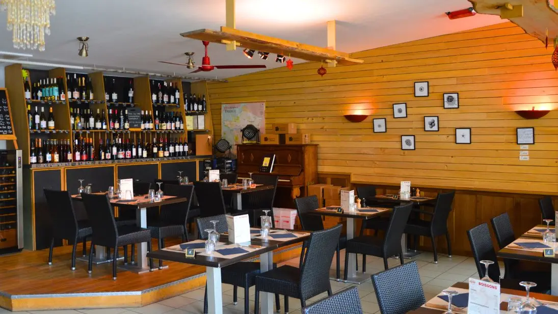 salle-restaurant-le-bistrot-saint-jean_1