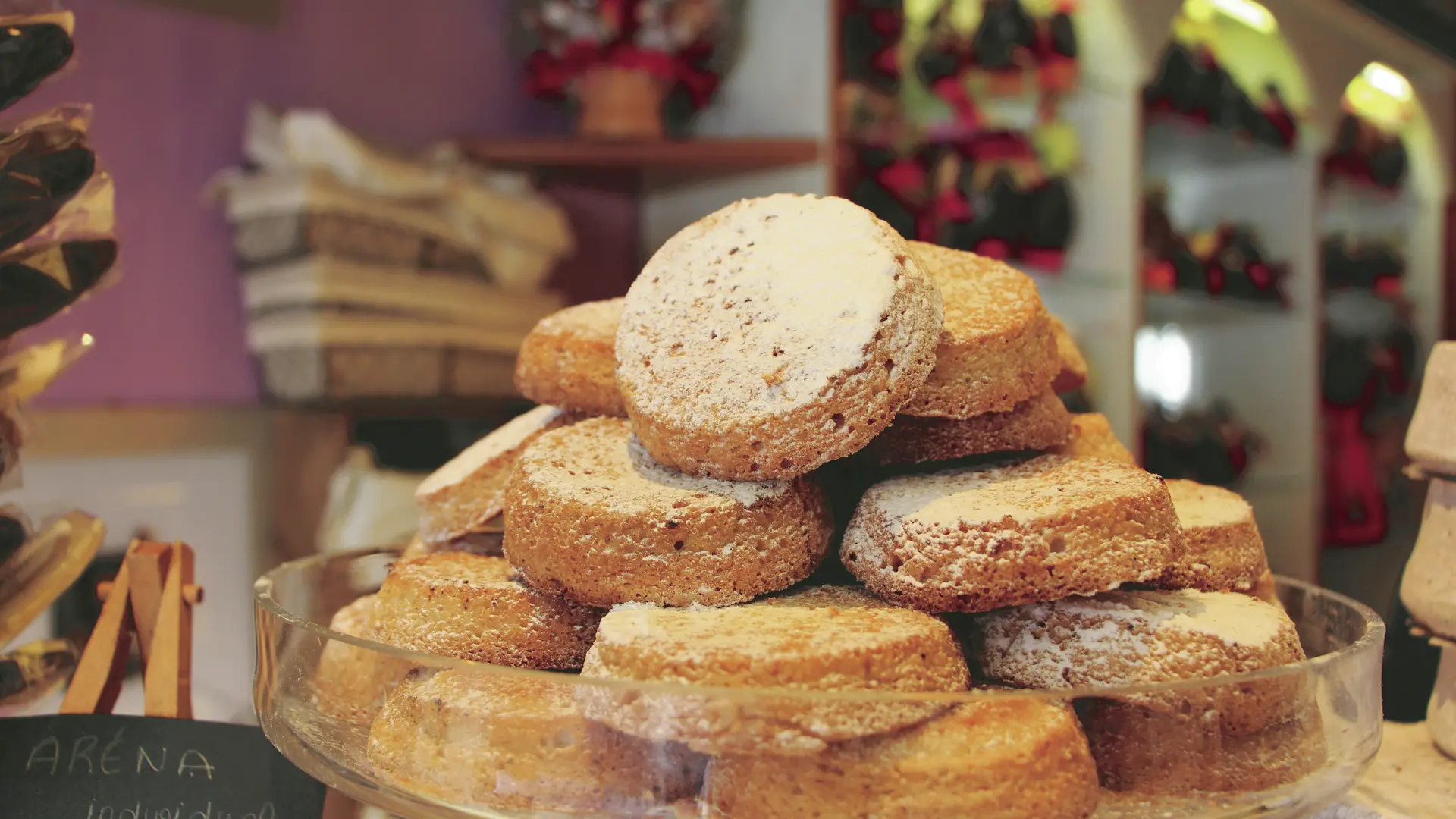 saint-junien_2015_@Amel-ElMalah-gateau-arena-patisserie-faure