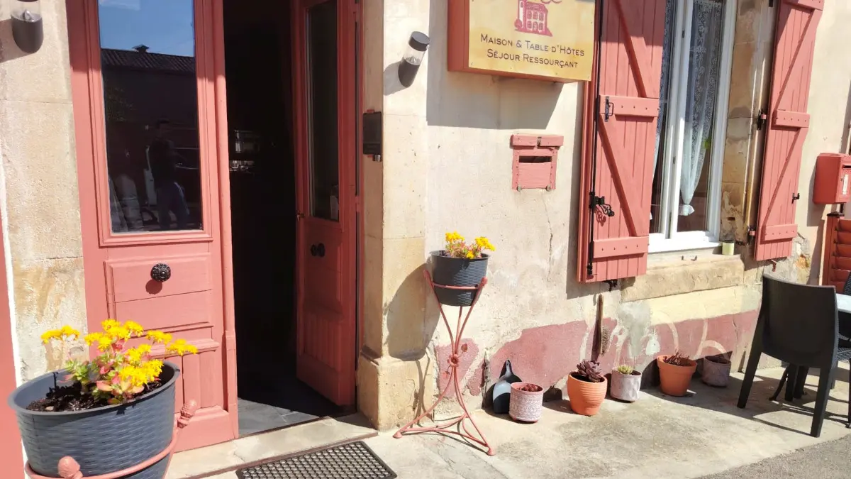 LES CHAMBRES POSTALES